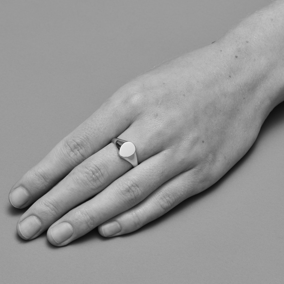 EGG ring silver Ayzit Bostan